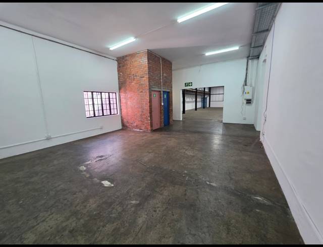 451M² WAREHOUSE TO LET IN MAITLAND